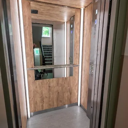 Vitoshka Attic * София